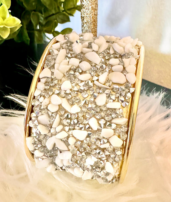 Dove - Howlite Stone Bangle